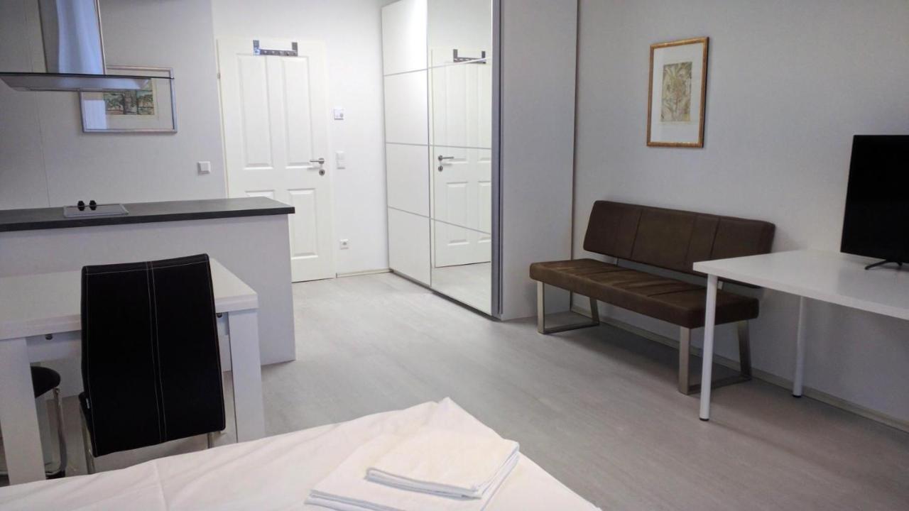 101 Athen, Studio Apartment, 38M2 1-4 Pers Klagenfurt am Woerthersee Buitenkant foto