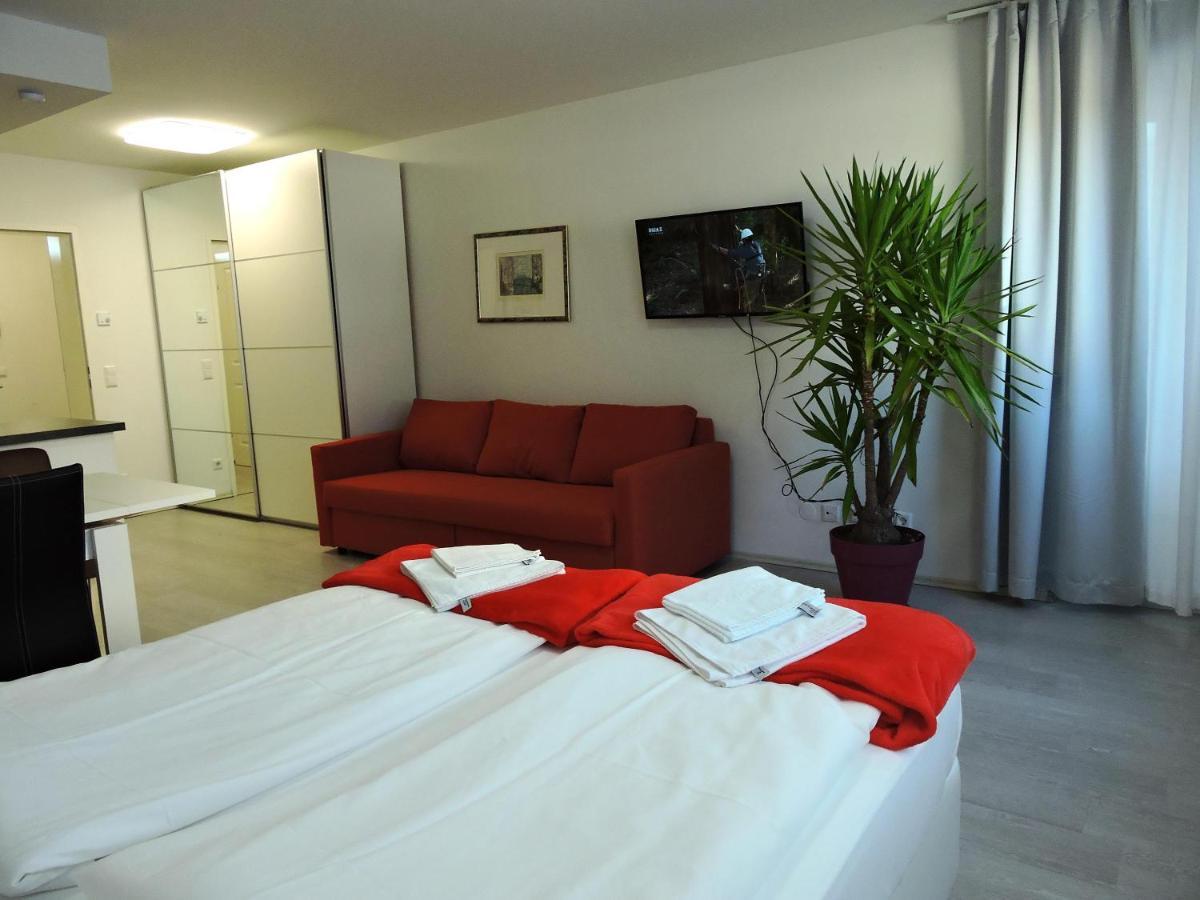 101 Athen, Studio Apartment, 38M2 1-4 Pers Klagenfurt am Woerthersee Buitenkant foto