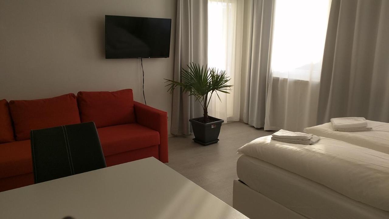 101 Athen, Studio Apartment, 38M2 1-4 Pers Klagenfurt am Woerthersee Buitenkant foto