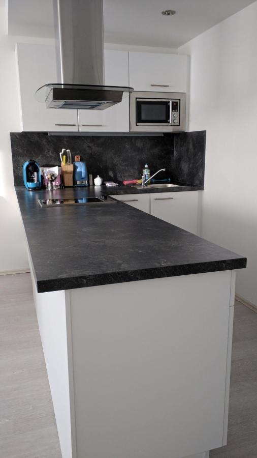 101 Athen, Studio Apartment, 38M2 1-4 Pers Klagenfurt am Woerthersee Buitenkant foto