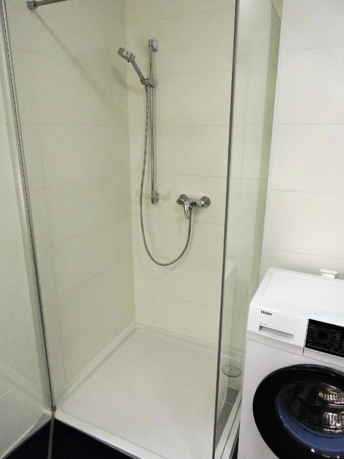 101 Athen, Studio Apartment, 38M2 1-4 Pers Klagenfurt am Woerthersee Buitenkant foto